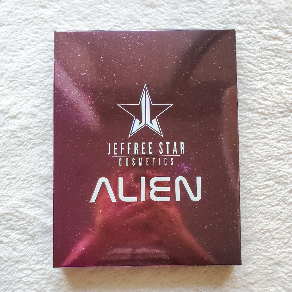 BNIB Jeffree Star Alien Palette